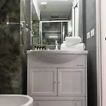 Cestari Luxury Terraces דירה
