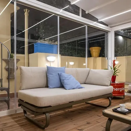 Cestari Luxury Terraces 公寓 *